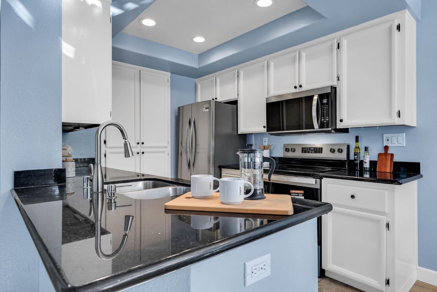 Detail Gallery Image 18 of 45 For 38784 Huntington Cir, Fremont,  CA 94536 - 2 Beds | 2 Baths