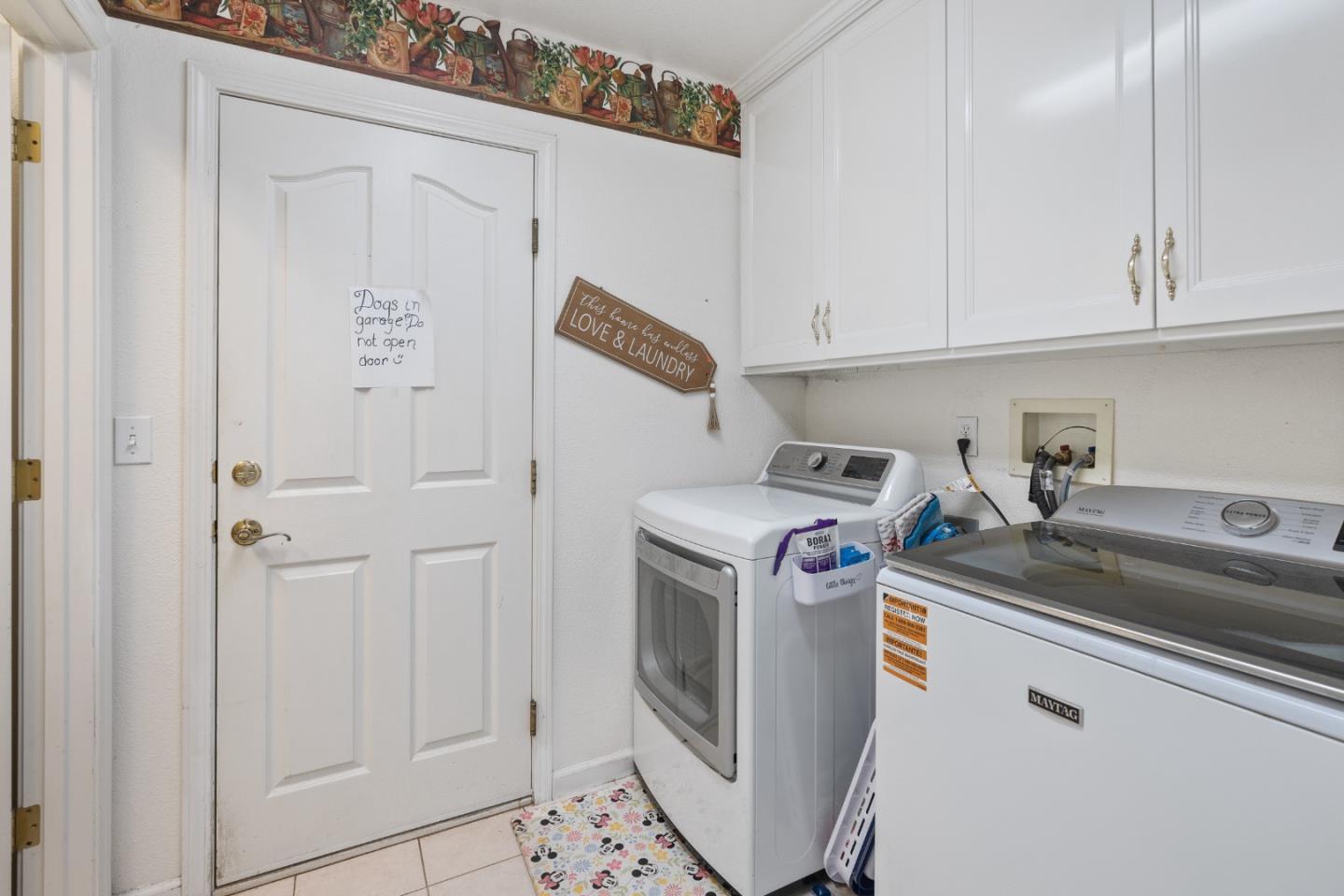 Detail Gallery Image 13 of 41 For 2920 Aspen Glow Ln, Redding,  CA 96001 - 3 Beds | 2 Baths