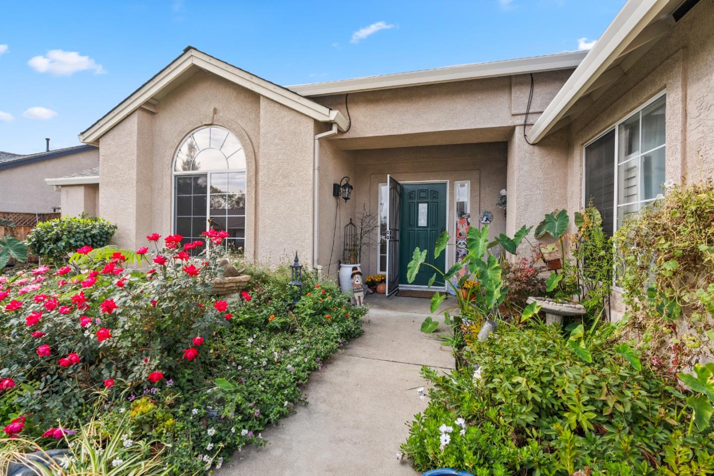 Detail Gallery Image 28 of 41 For 2920 Aspen Glow Ln, Redding,  CA 96001 - 3 Beds | 2 Baths