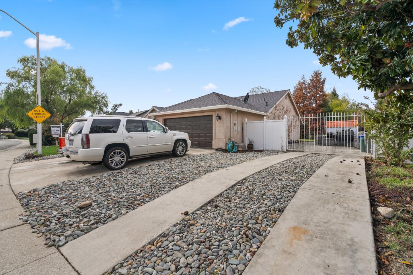 Detail Gallery Image 30 of 41 For 2920 Aspen Glow Ln, Redding,  CA 96001 - 3 Beds | 2 Baths
