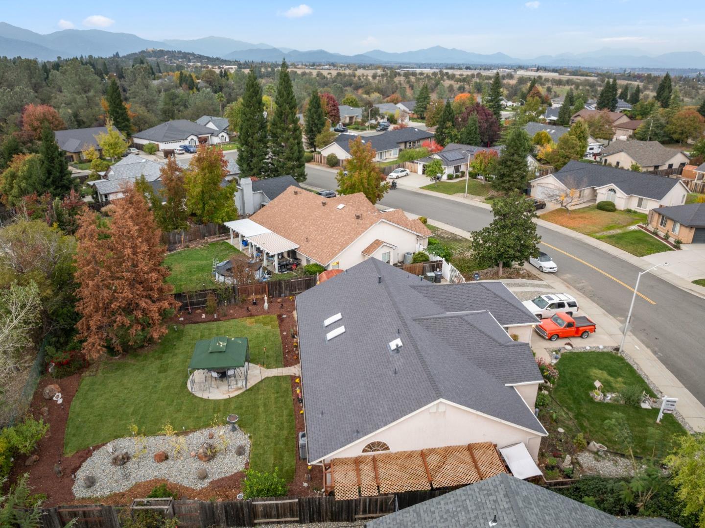 Detail Gallery Image 39 of 41 For 2920 Aspen Glow Ln, Redding,  CA 96001 - 3 Beds | 2 Baths