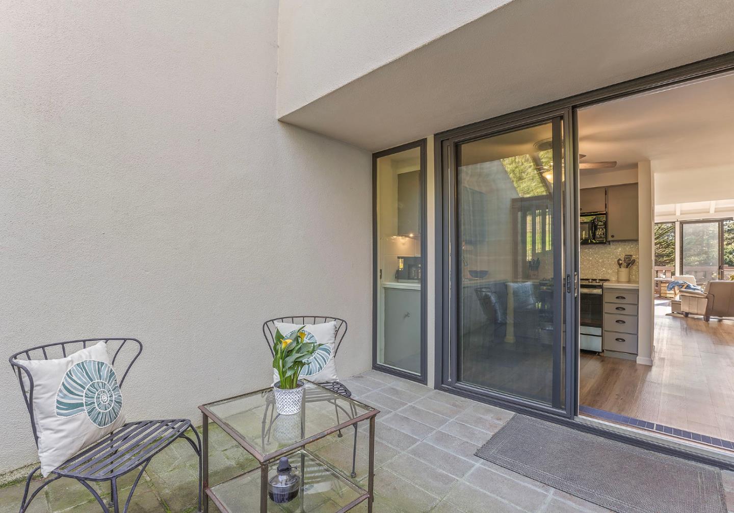 Detail Gallery Image 12 of 26 For 3600 High Meadow Dr #10,  Carmel,  CA 93923 - 2 Beds | 2 Baths