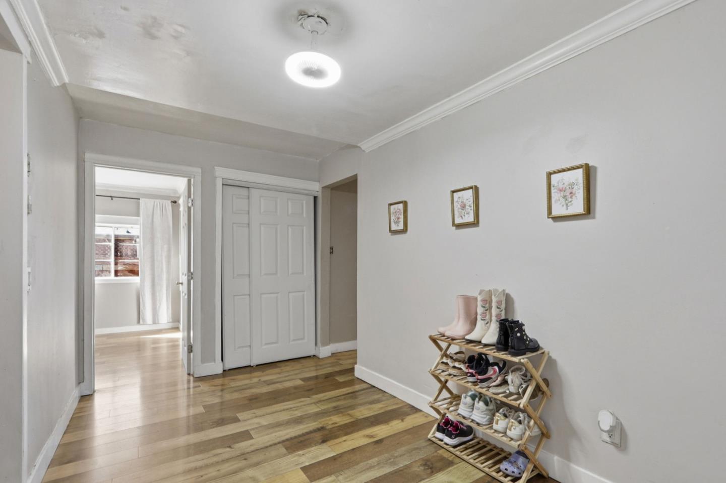 Detail Gallery Image 12 of 39 For 1515 State St, Alviso,  CA 95002 - 6 Beds | 3 Baths