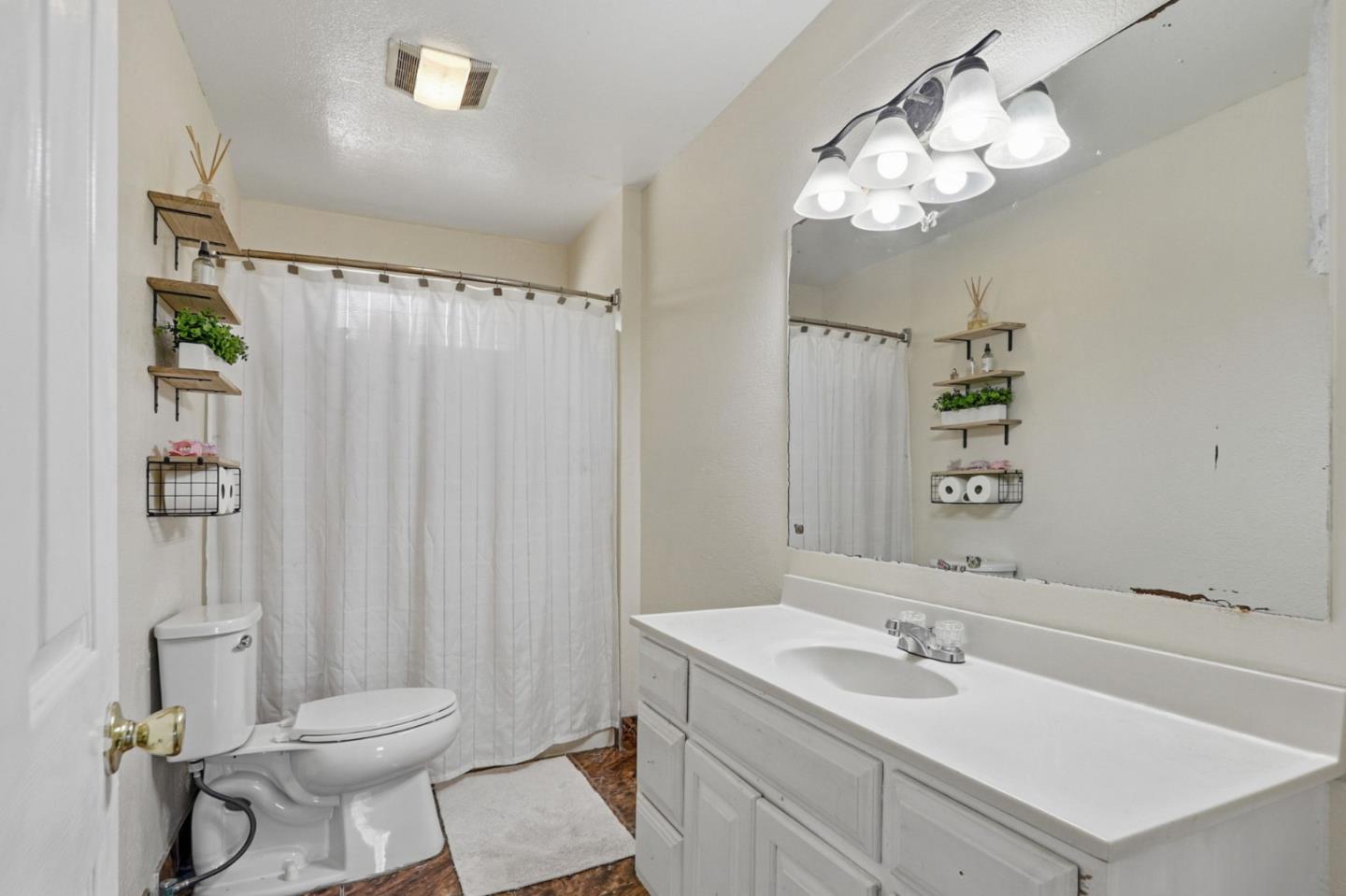 Detail Gallery Image 24 of 39 For 1515 State St, Alviso,  CA 95002 - 6 Beds | 3 Baths