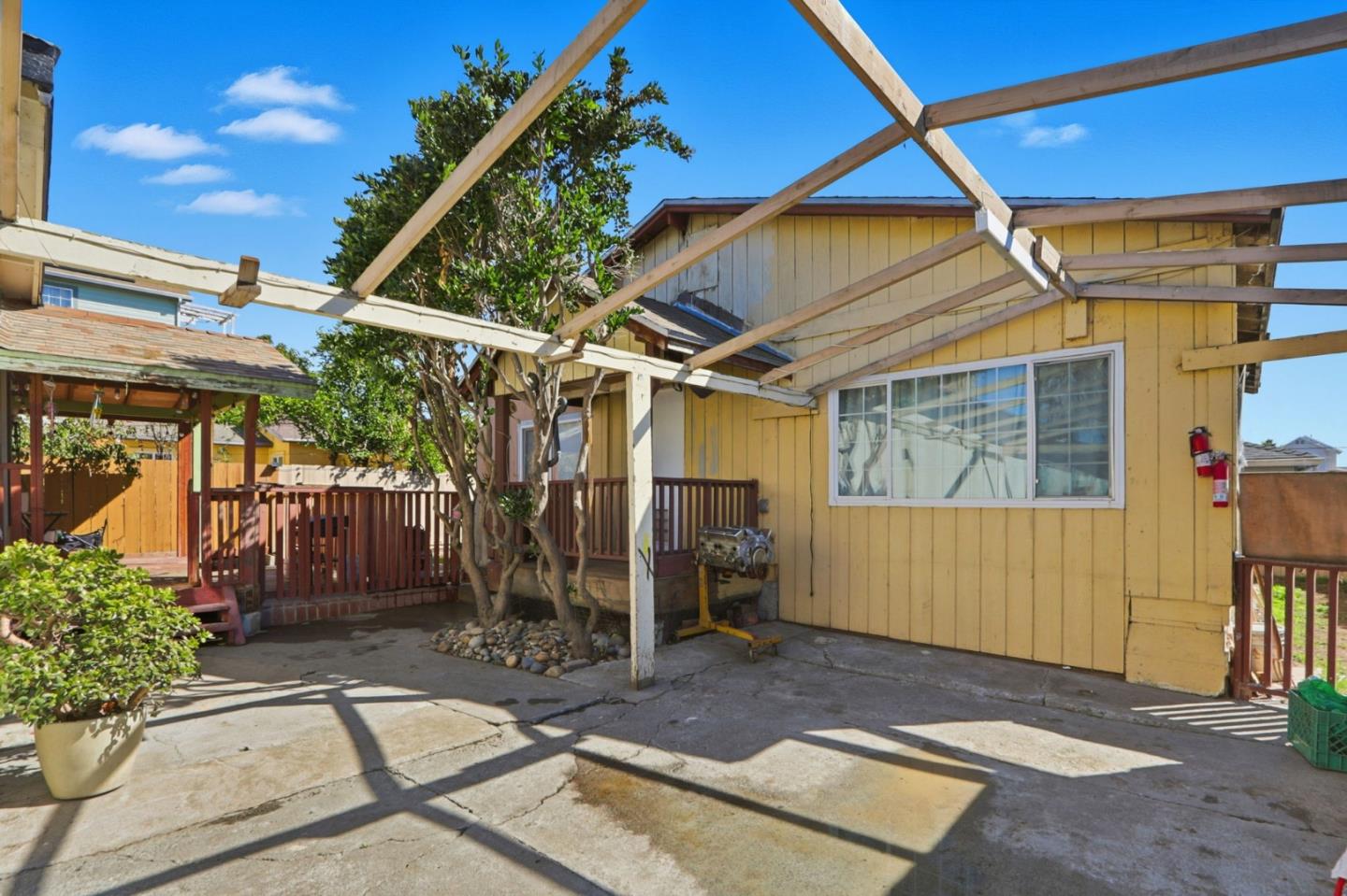 Detail Gallery Image 29 of 39 For 1515 State St, Alviso,  CA 95002 - 6 Beds | 3 Baths