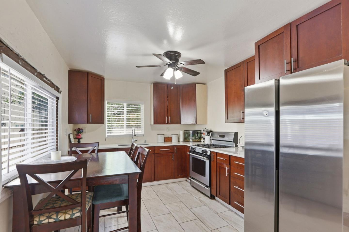 Detail Gallery Image 31 of 39 For 1515 State St, Alviso,  CA 95002 - 6 Beds | 3 Baths