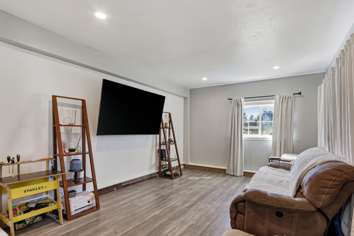 Detail Gallery Image 32 of 39 For 1515 State St, Alviso,  CA 95002 - 6 Beds | 3 Baths