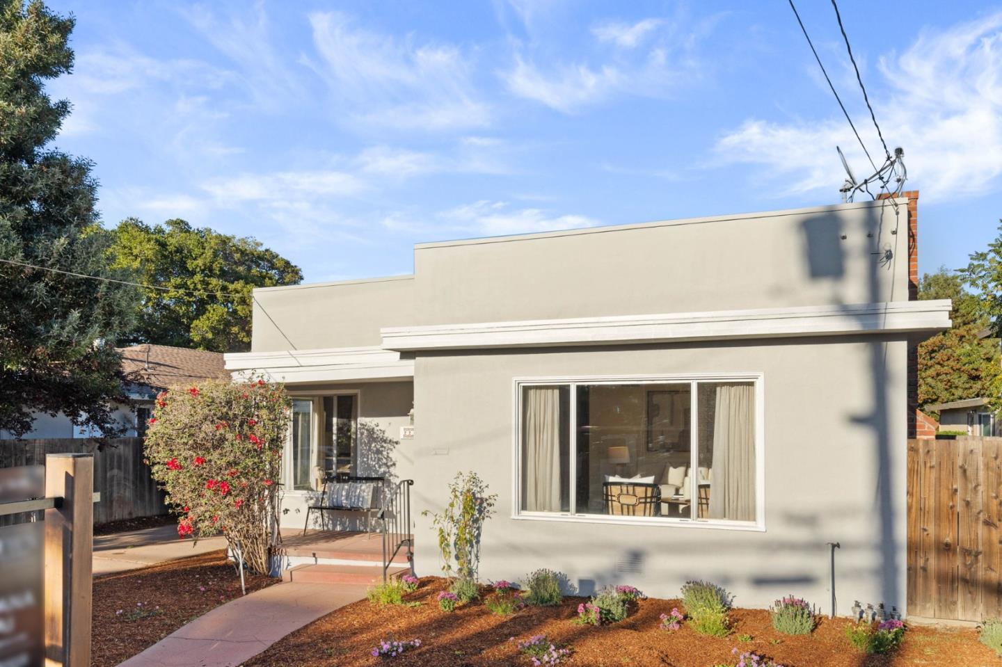 Detail Gallery Image 3 of 29 For 223 S Humboldt St, San Mateo,  CA 94401 - 4 Beds | 2 Baths