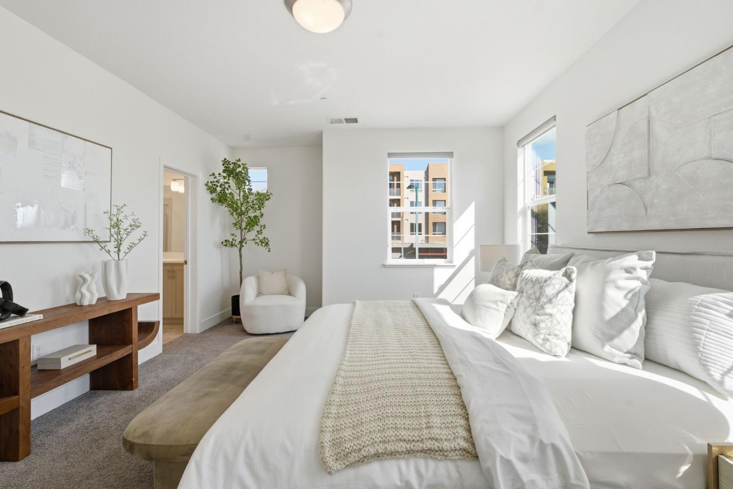 Detail Gallery Image 19 of 52 For 490 Trace Ln, Hayward,  CA 94544 - 2 Beds | 2 Baths