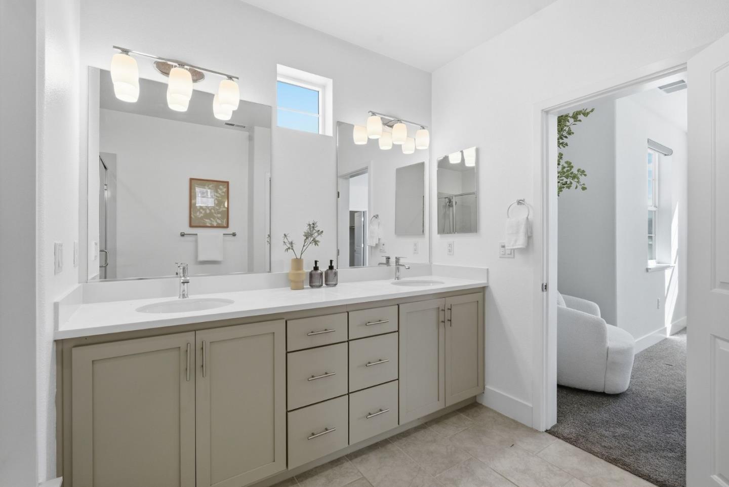 Detail Gallery Image 27 of 52 For 490 Trace Ln, Hayward,  CA 94544 - 2 Beds | 2 Baths