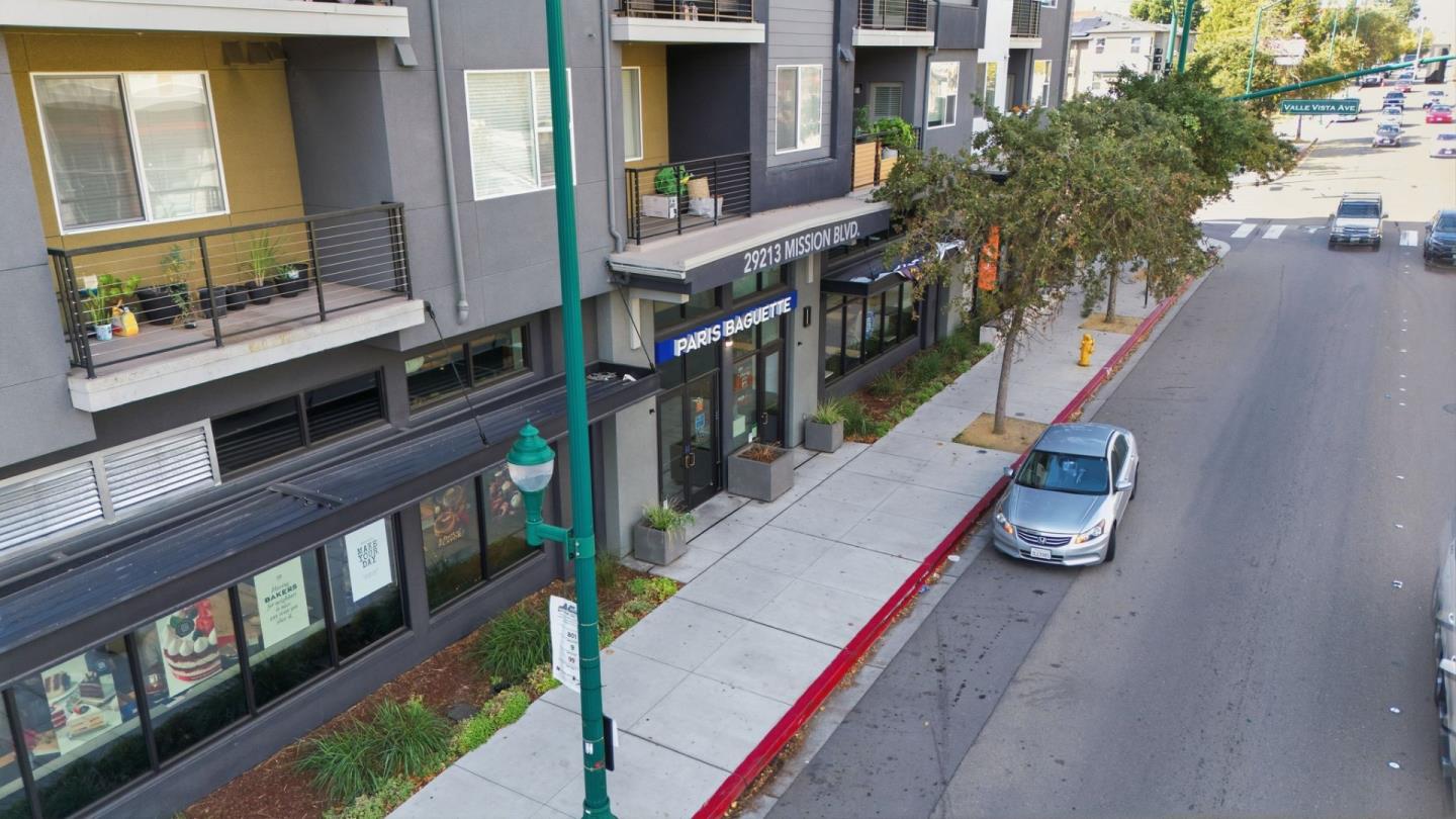 Detail Gallery Image 32 of 52 For 490 Trace Ln, Hayward,  CA 94544 - 2 Beds | 2 Baths