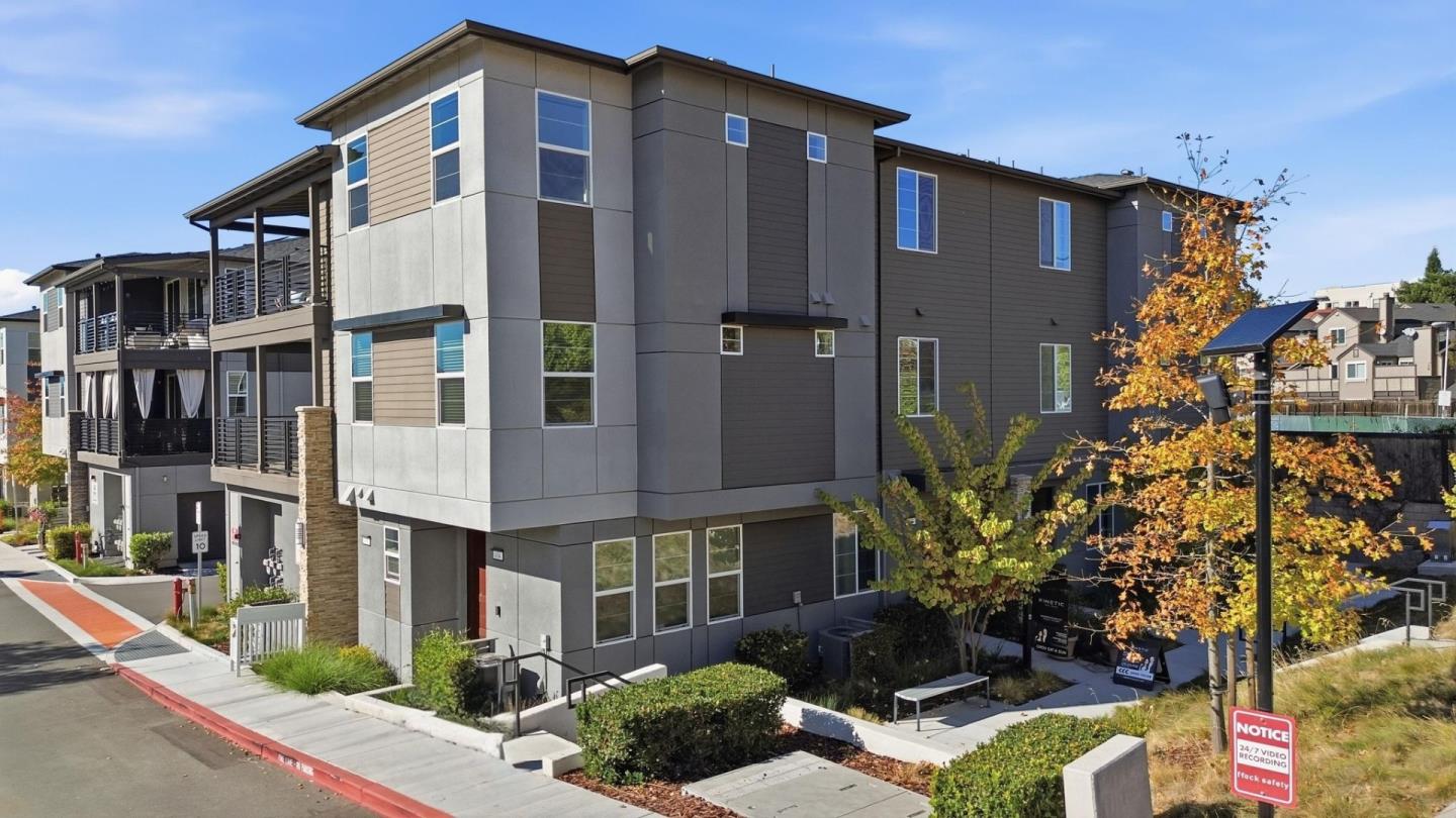 Detail Gallery Image 36 of 52 For 490 Trace Ln, Hayward,  CA 94544 - 2 Beds | 2 Baths