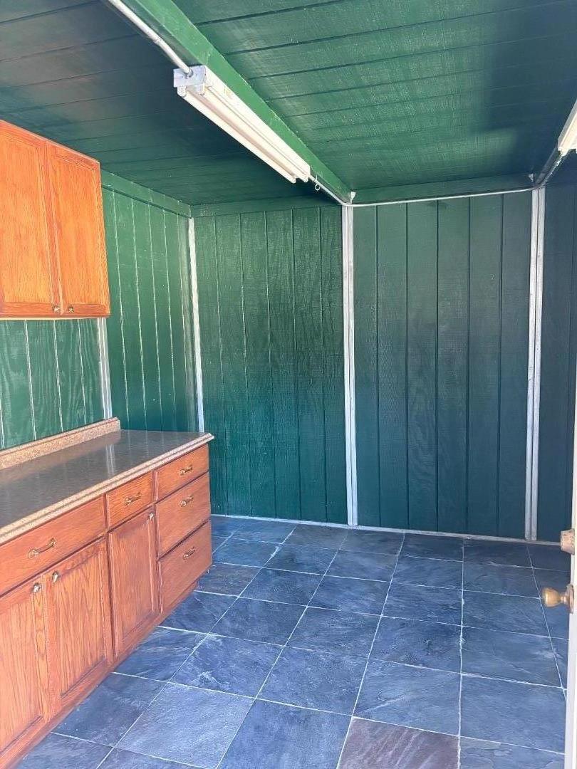 Detail Gallery Image 16 of 22 For 529 Corral De Tierra Rd, Salinas,  CA 93908 - 3 Beds | 2 Baths