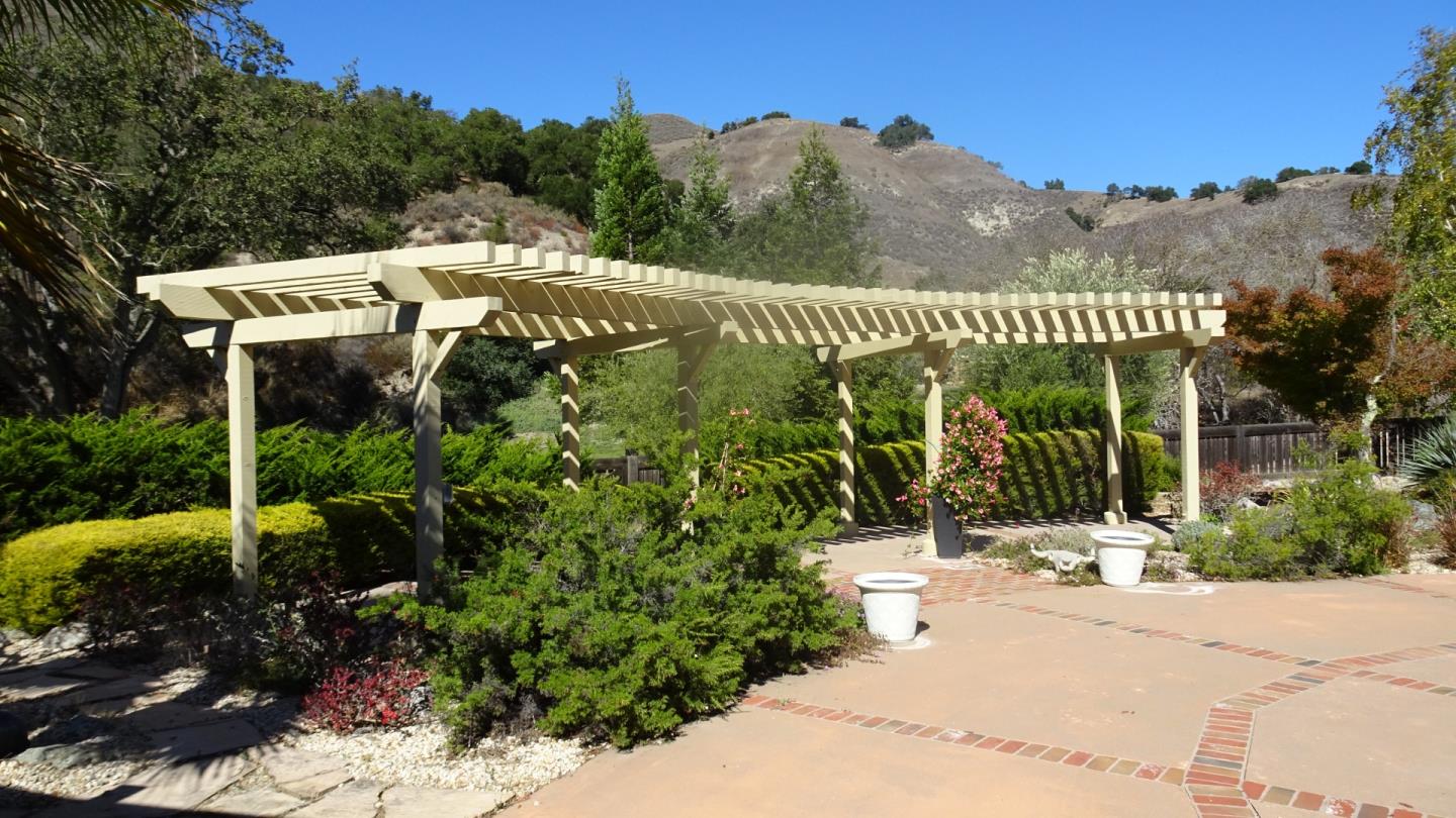 Detail Gallery Image 19 of 22 For 529 Corral De Tierra Rd, Salinas,  CA 93908 - 3 Beds | 2 Baths