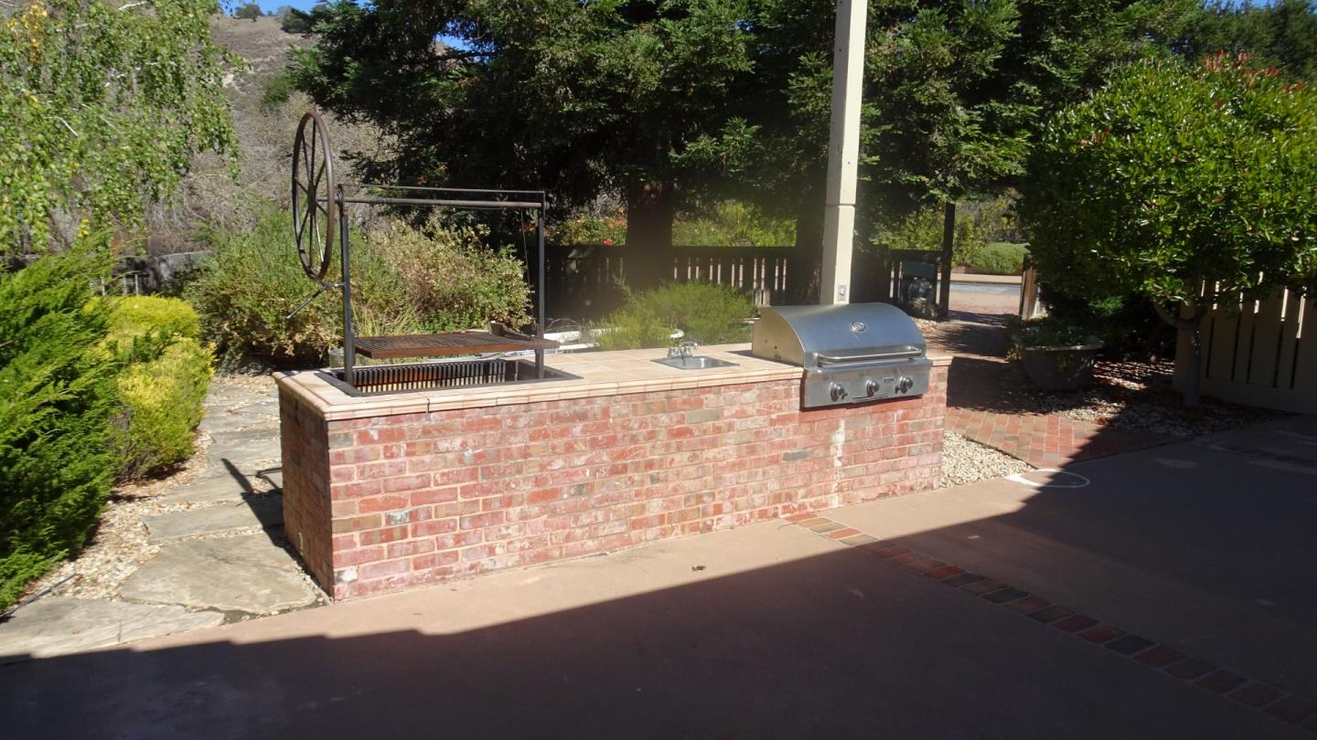 Detail Gallery Image 20 of 22 For 529 Corral De Tierra Rd, Salinas,  CA 93908 - 3 Beds | 2 Baths