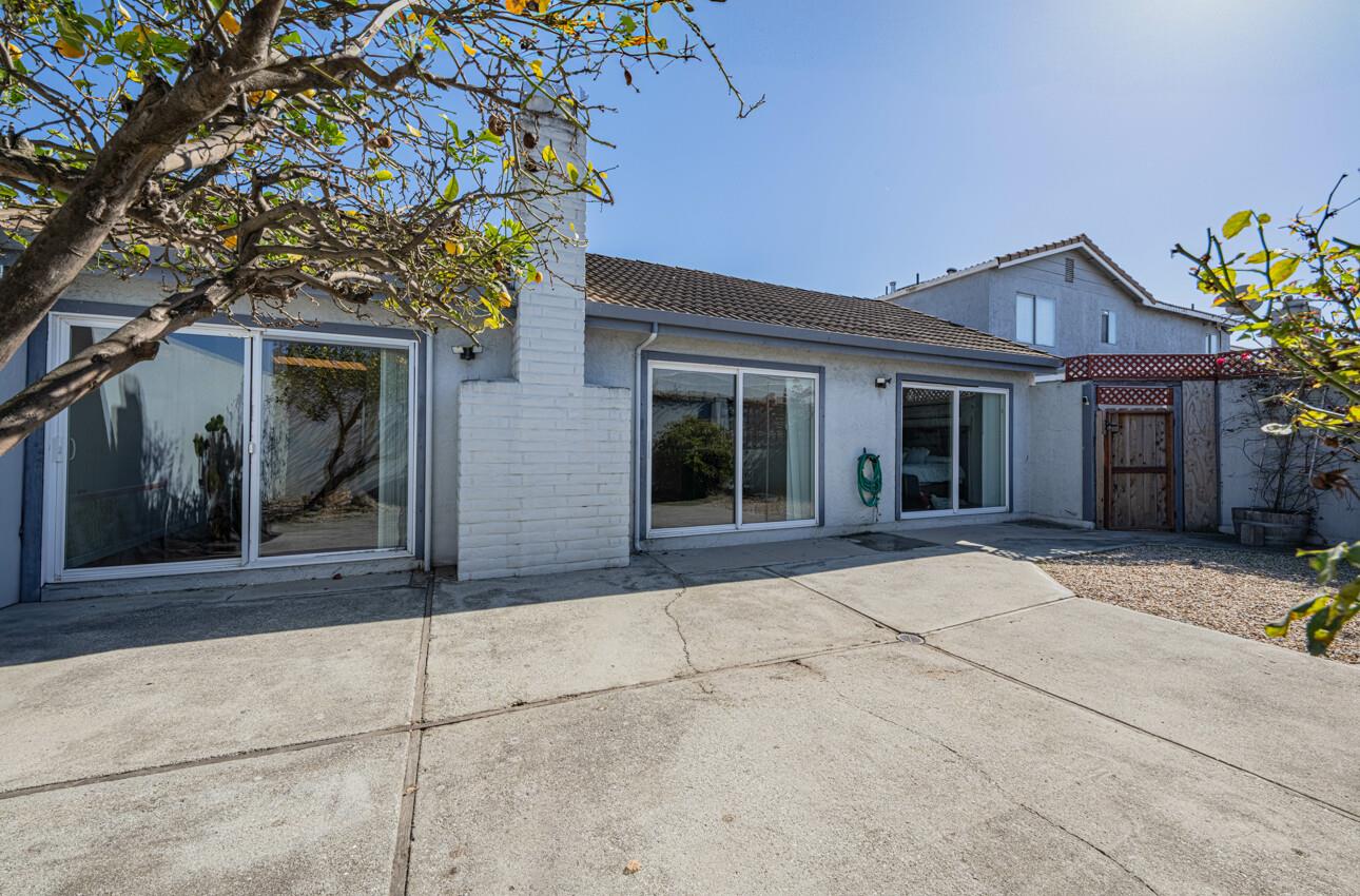 Detail Gallery Image 10 of 19 For 1139 Sherman Dr, Salinas,  CA 93907 - 2 Beds | 1 Baths