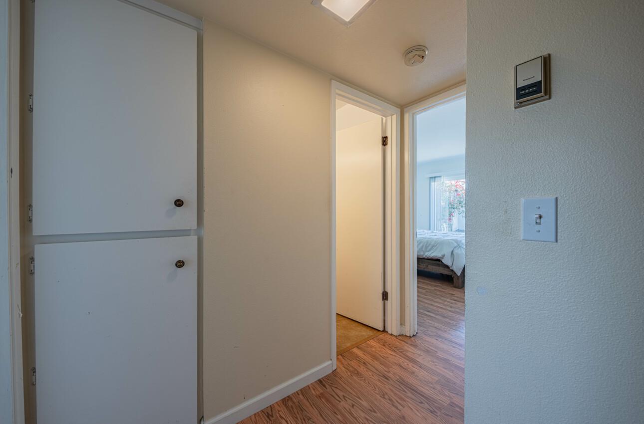 Detail Gallery Image 14 of 19 For 1139 Sherman Dr, Salinas,  CA 93907 - 2 Beds | 1 Baths