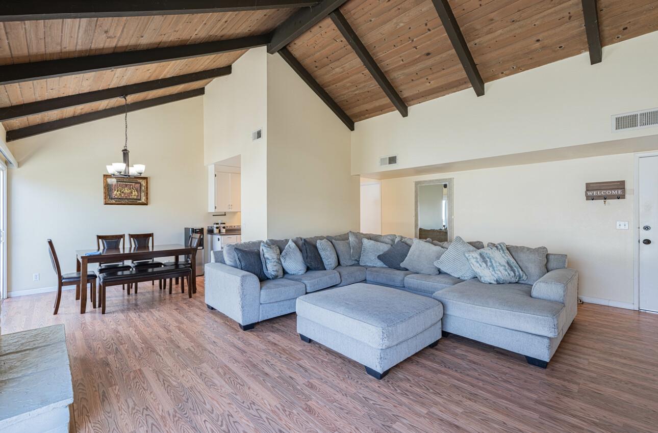 Detail Gallery Image 6 of 19 For 1139 Sherman Dr, Salinas,  CA 93907 - 2 Beds | 1 Baths