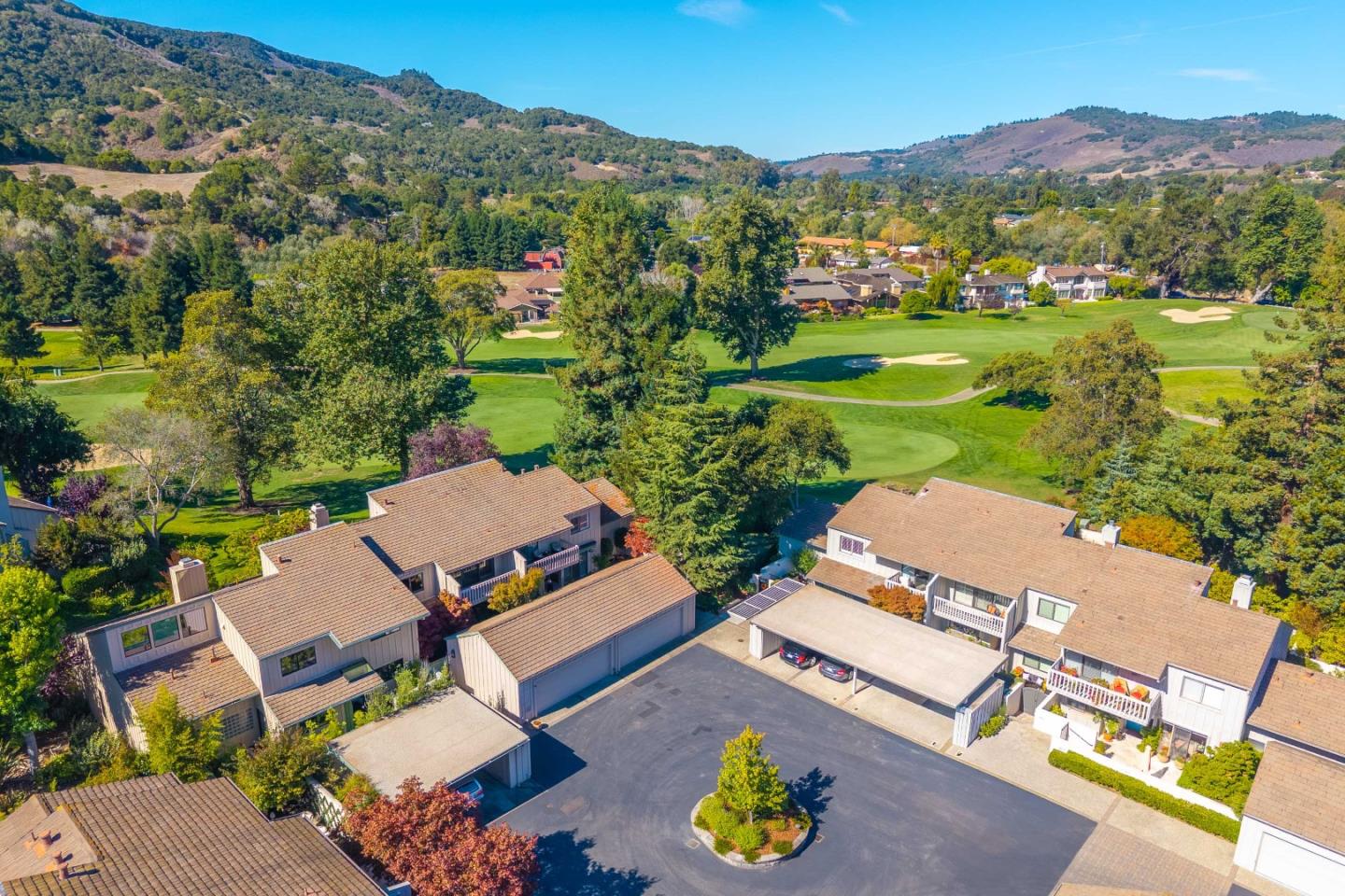 Detail Gallery Image 12 of 49 For 9524 Bay Ct, Carmel,  CA 93923 - 3 Beds | 3/1 Baths