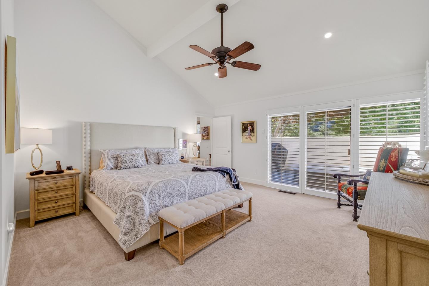 Detail Gallery Image 13 of 49 For 9524 Bay Ct, Carmel,  CA 93923 - 3 Beds | 3/1 Baths