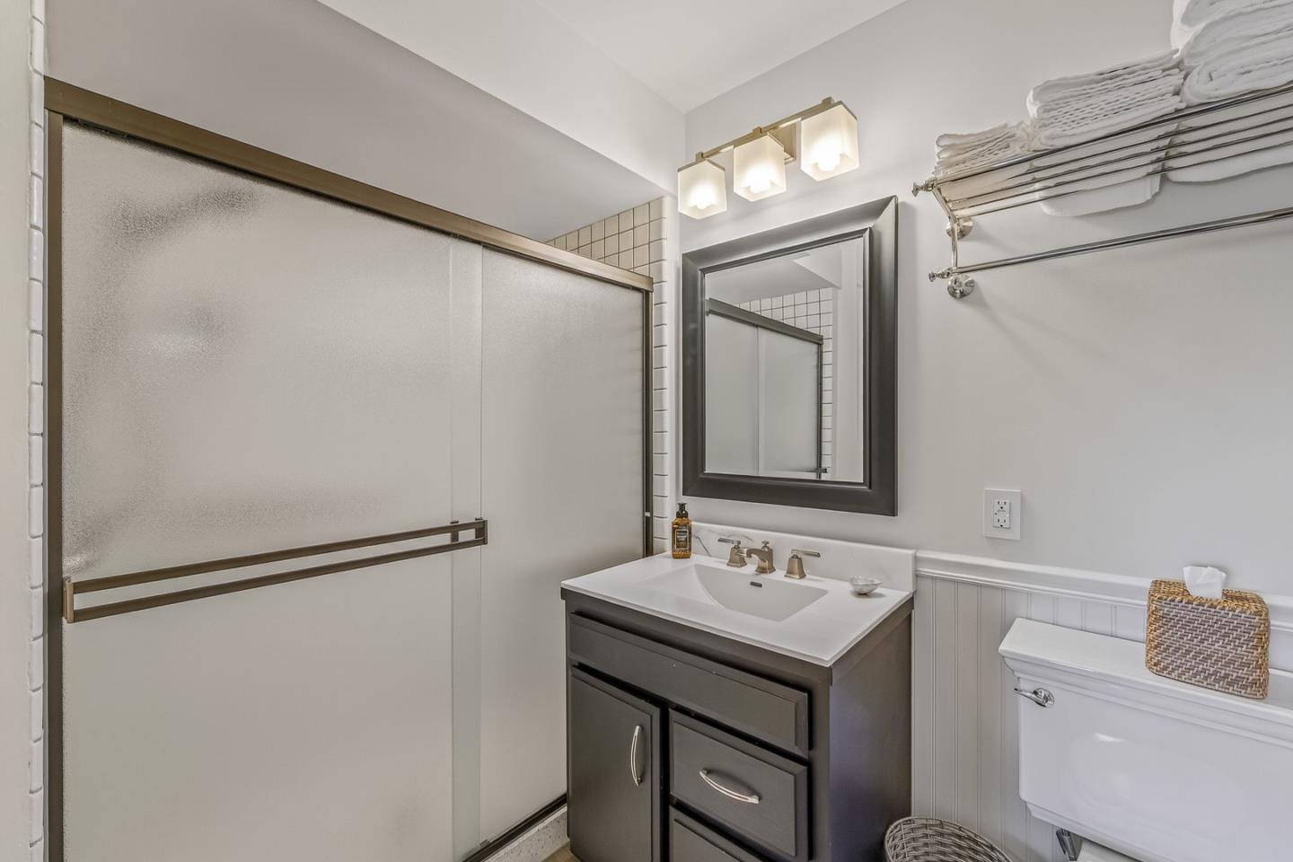 Detail Gallery Image 27 of 49 For 9524 Bay Ct, Carmel,  CA 93923 - 3 Beds | 3/1 Baths