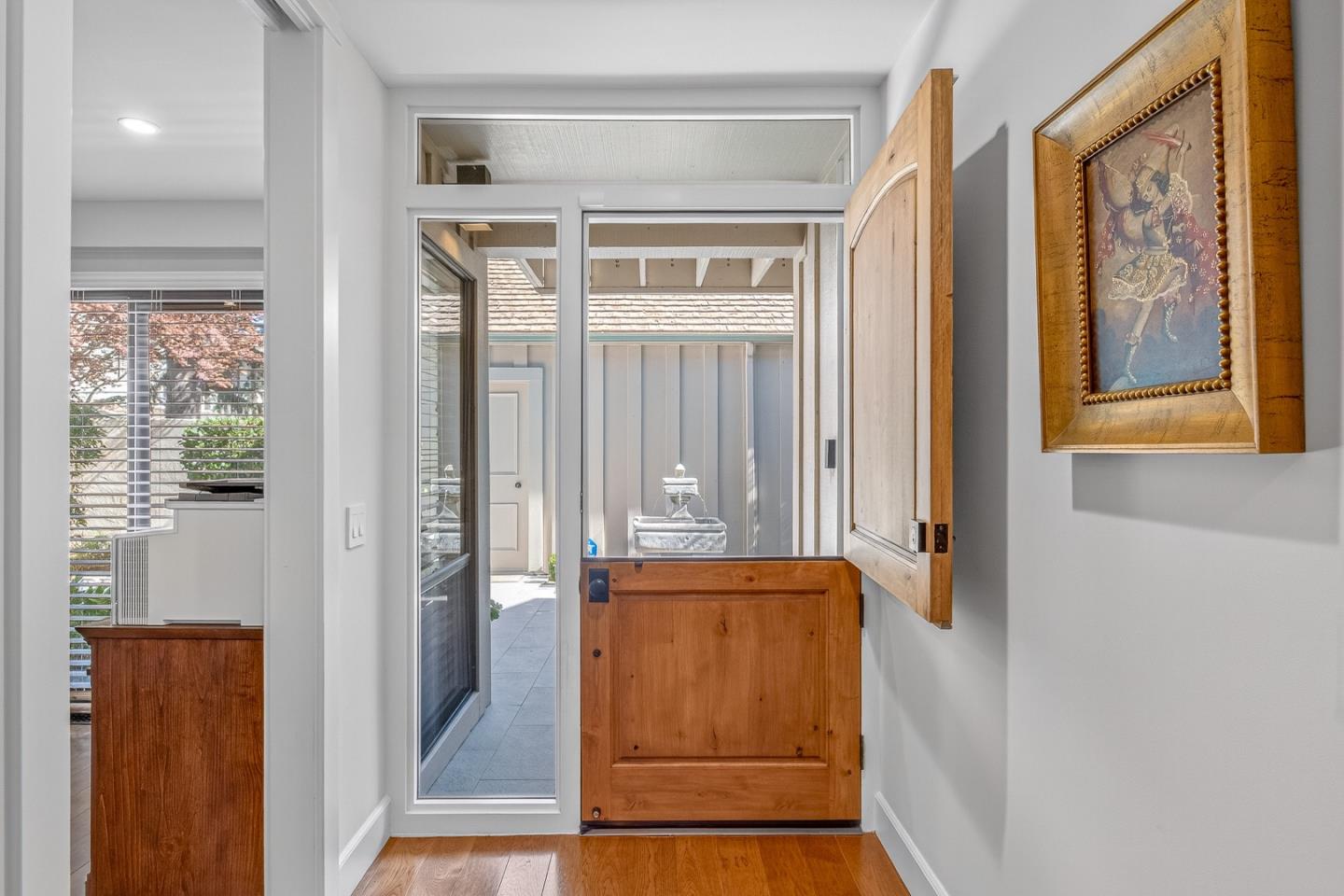 Detail Gallery Image 29 of 49 For 9524 Bay Ct, Carmel,  CA 93923 - 3 Beds | 3/1 Baths