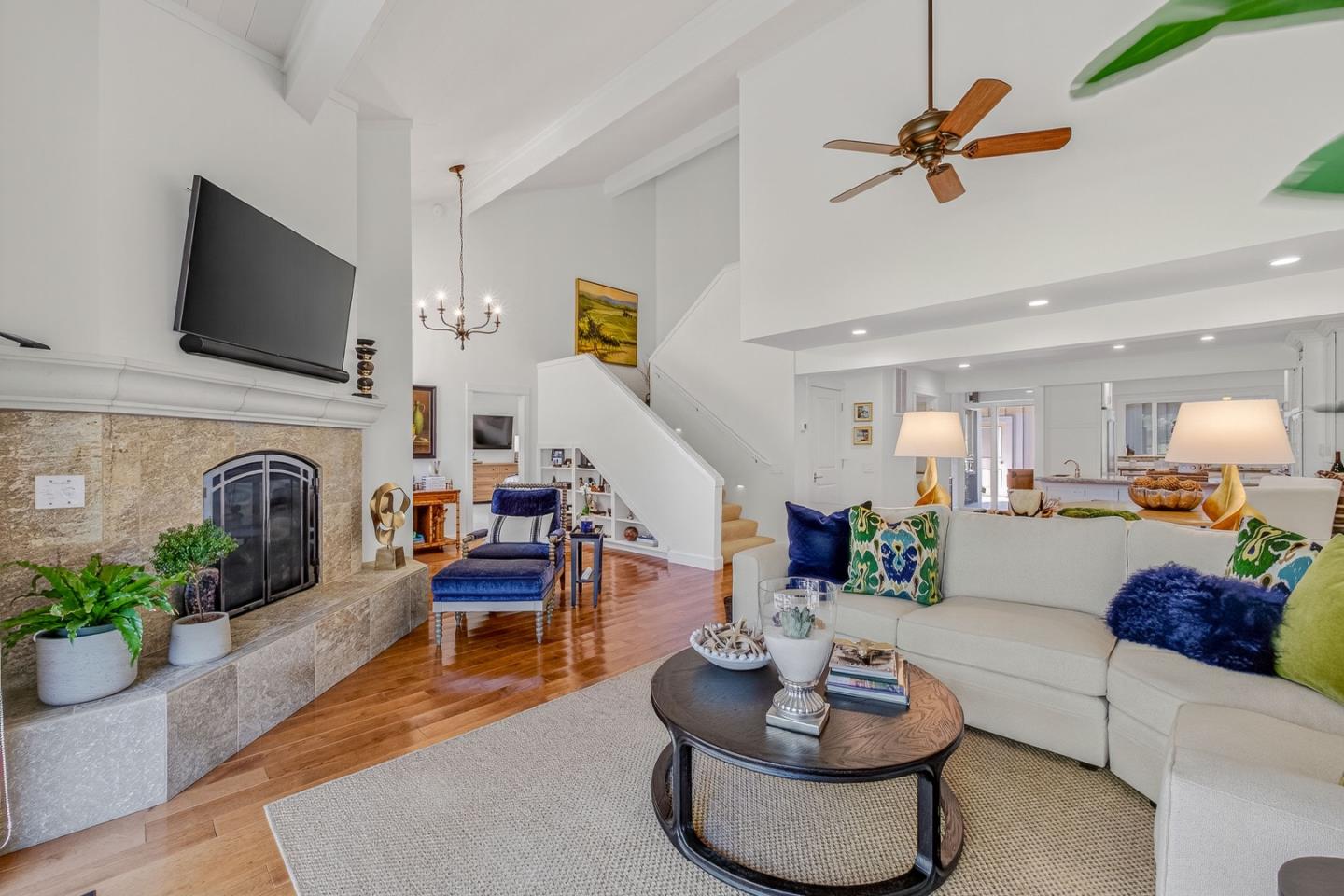 Detail Gallery Image 6 of 49 For 9524 Bay Ct, Carmel,  CA 93923 - 3 Beds | 3/1 Baths