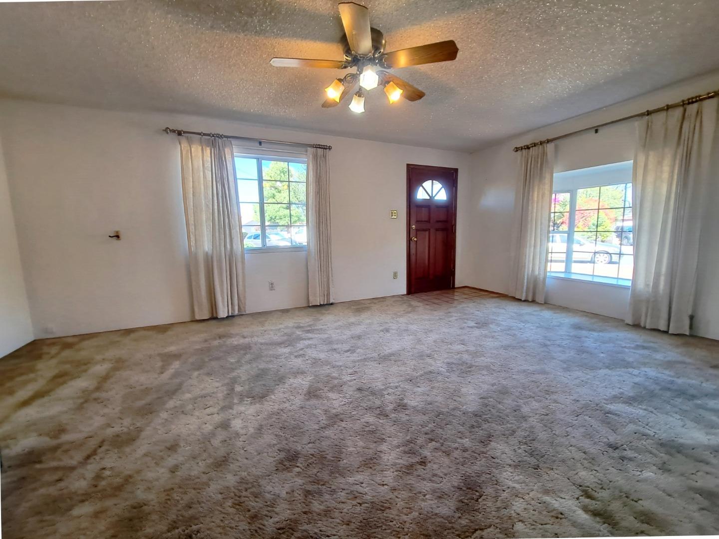 Detail Gallery Image 11 of 33 For 4108 Will Rogers Dr, San Jose,  CA 95117 - 3 Beds | 2 Baths