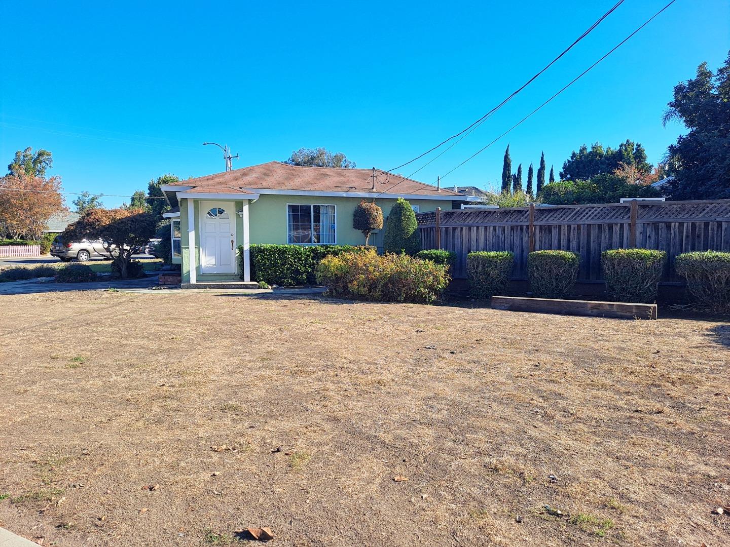 Detail Gallery Image 3 of 33 For 4108 Will Rogers Dr, San Jose,  CA 95117 - 3 Beds | 2 Baths