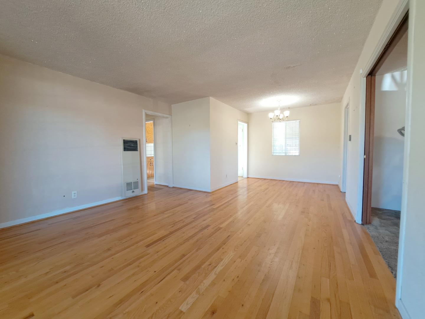 Detail Gallery Image 6 of 33 For 4108 Will Rogers Dr, San Jose,  CA 95117 - 3 Beds | 2 Baths