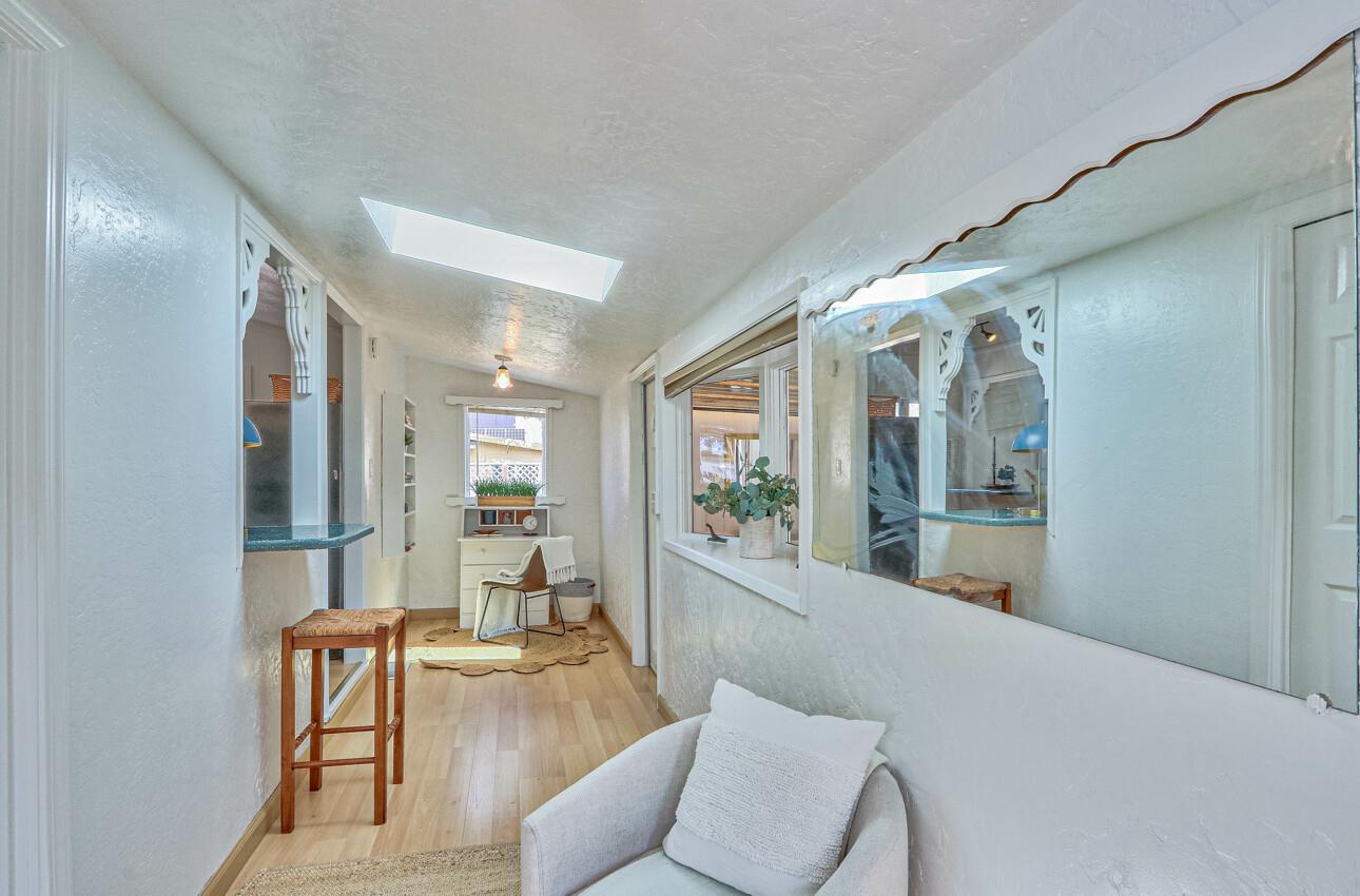 Detail Gallery Image 17 of 24 For 515 13th St, Pacific Grove,  CA 93950 - 1 Beds | 1 Baths