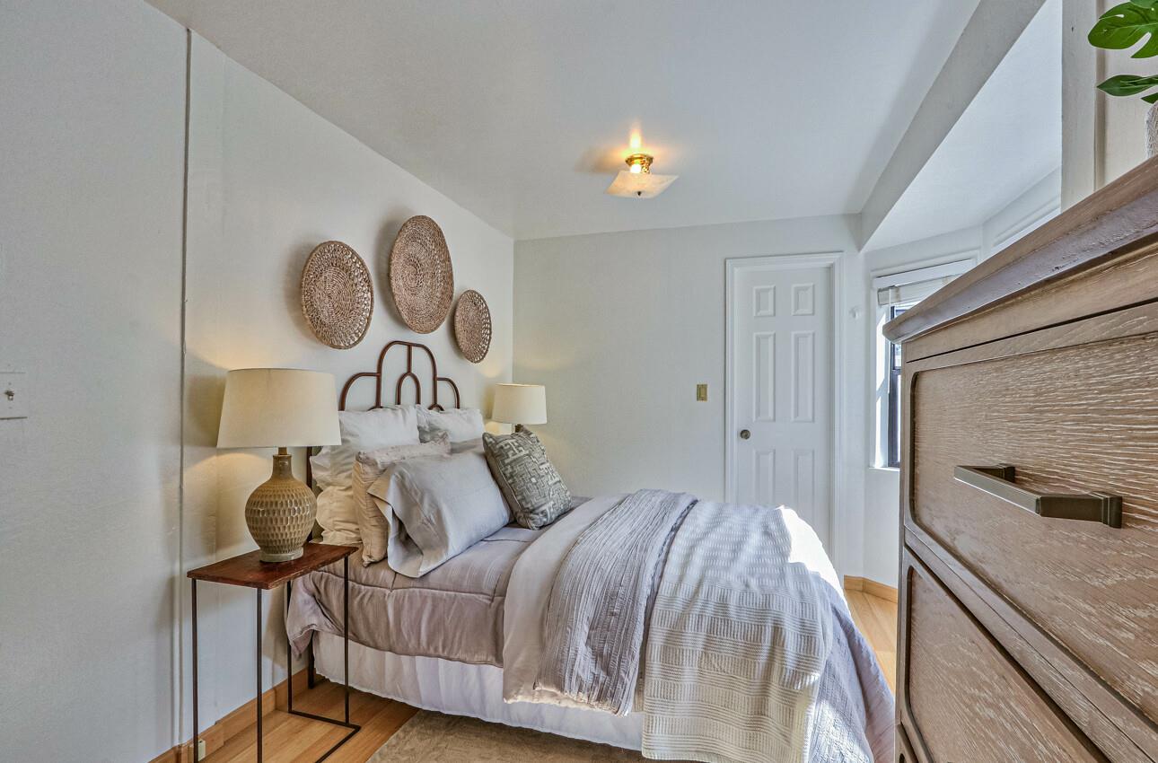 Detail Gallery Image 19 of 24 For 515 13th St, Pacific Grove,  CA 93950 - 1 Beds | 1 Baths