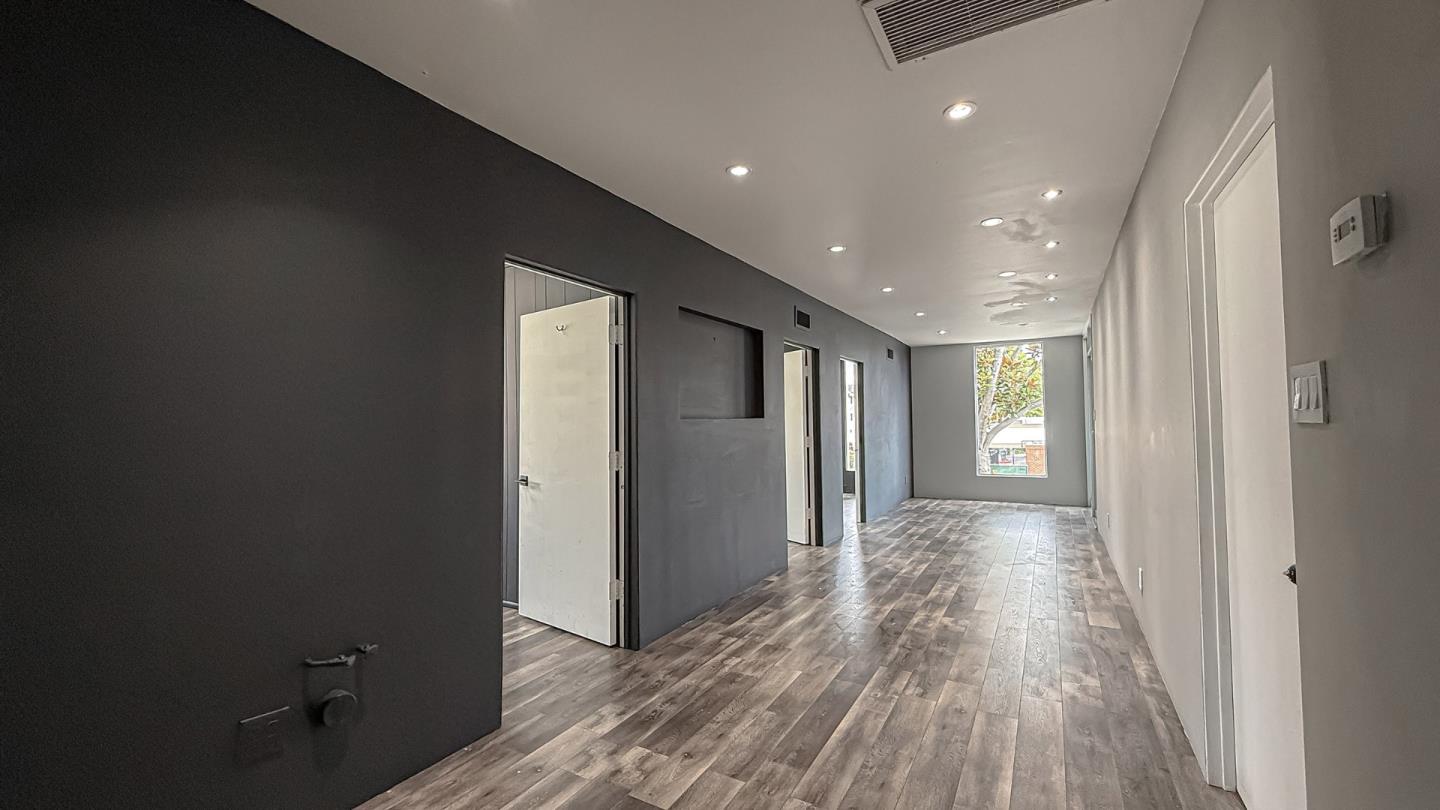 Detail Gallery Image 7 of 34 For 1260 a St #200,  Hayward,  CA 94541 - – Beds | – Baths