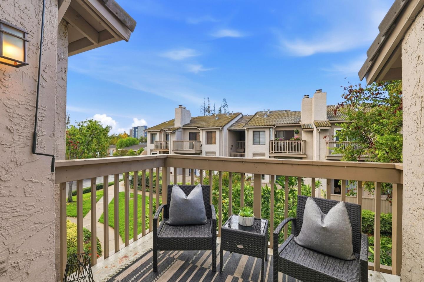Detail Gallery Image 22 of 32 For 2277 Sun Glory Ln #B,  San Jose,  CA 95124 - 2 Beds | 2 Baths