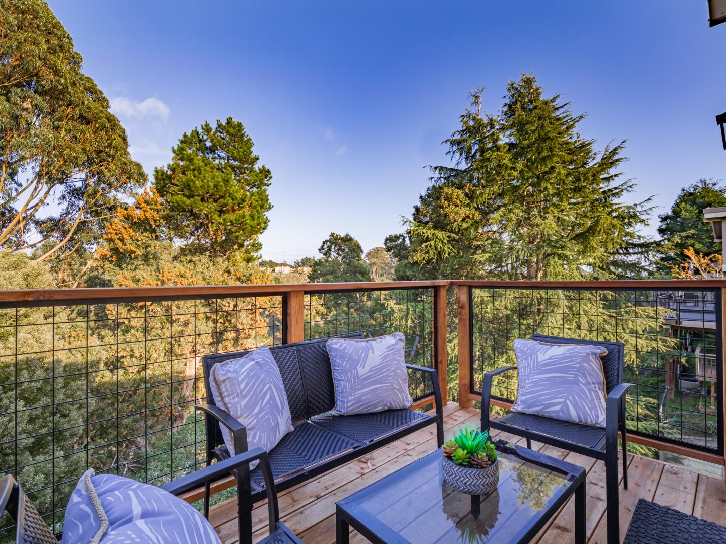 Detail Gallery Image 17 of 45 For 538 Cuesta Dr, Aptos,  CA 95003 - 4 Beds | 3 Baths