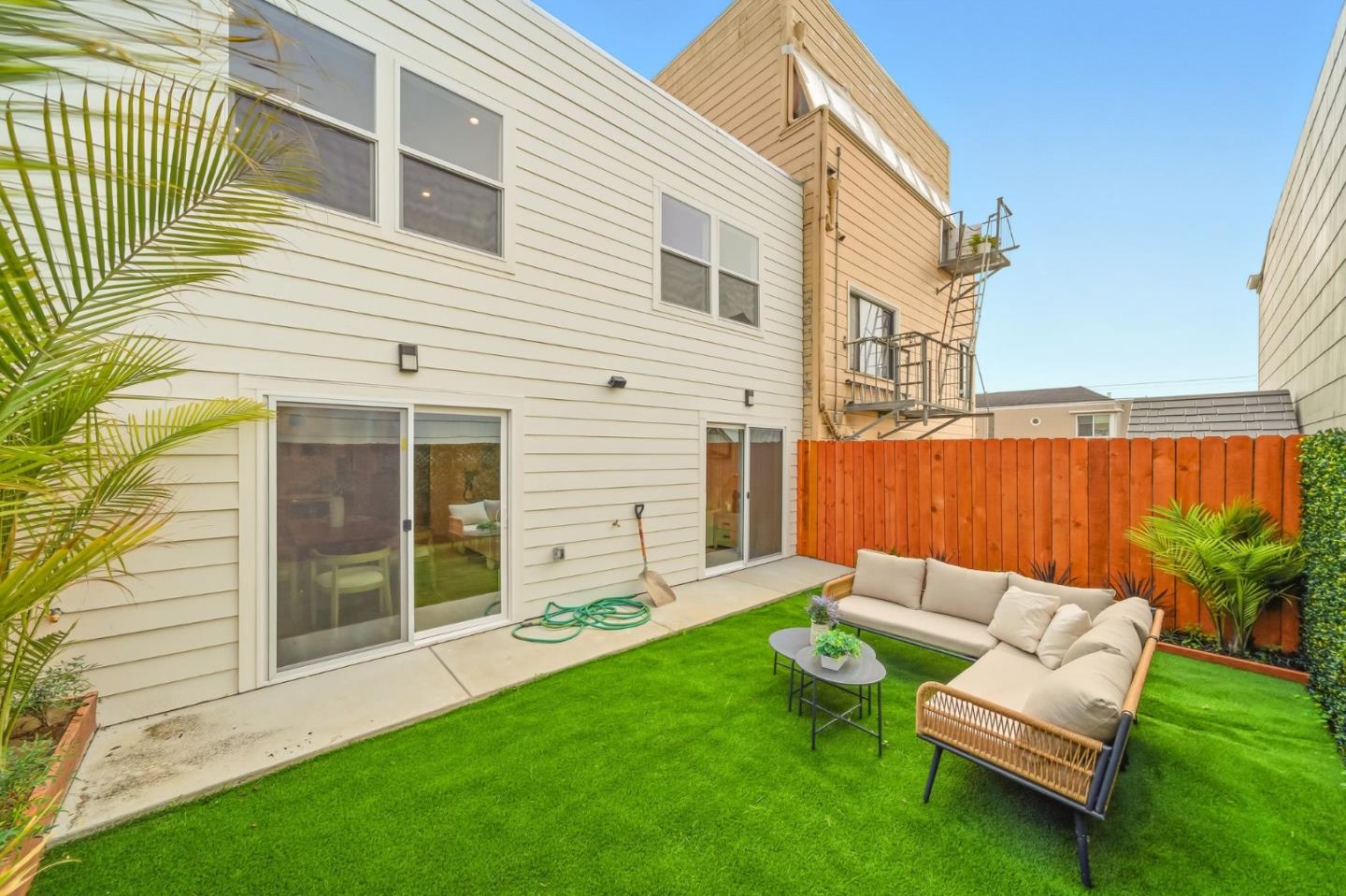 Detail Gallery Image 17 of 47 For 2091 31st Ave, San Francisco,  CA 94116 - 4 Beds | 3 Baths