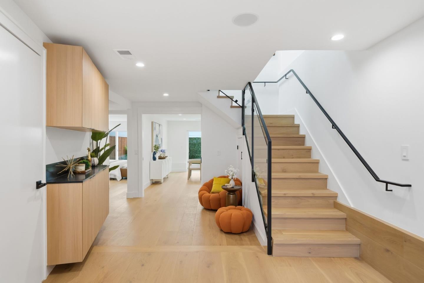 Detail Gallery Image 6 of 47 For 2091 31st Ave, San Francisco,  CA 94116 - 4 Beds | 3 Baths