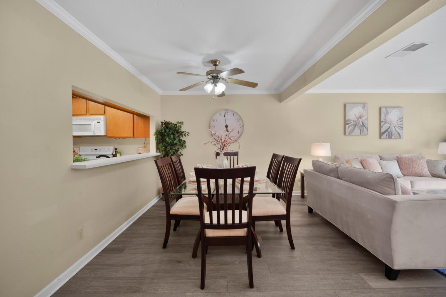 Detail Gallery Image 10 of 23 For 771 Williamsburg Way #C,  Gilroy,  CA 95020 - 1 Beds | 1 Baths