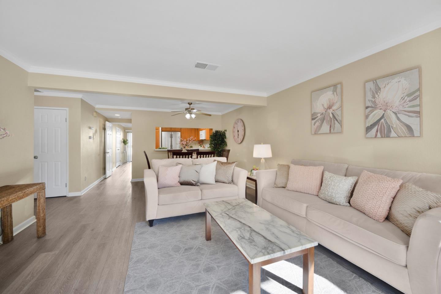 Detail Gallery Image 8 of 23 For 771 Williamsburg Way #C,  Gilroy,  CA 95020 - 1 Beds | 1 Baths