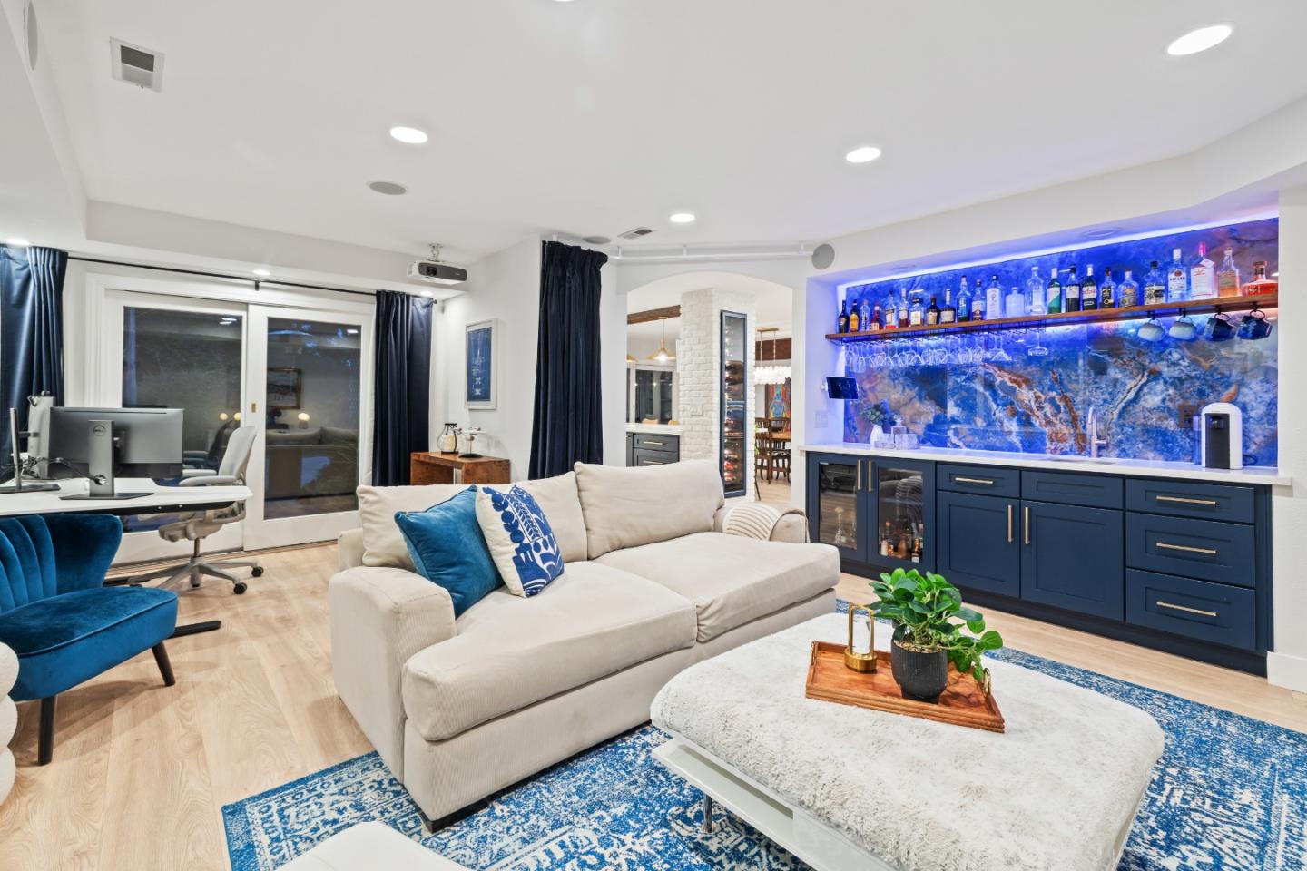 Detail Gallery Image 17 of 117 For 17920 Berta Canyon Rd, Salinas,  CA 93907 - 3 Beds | 2/1 Baths