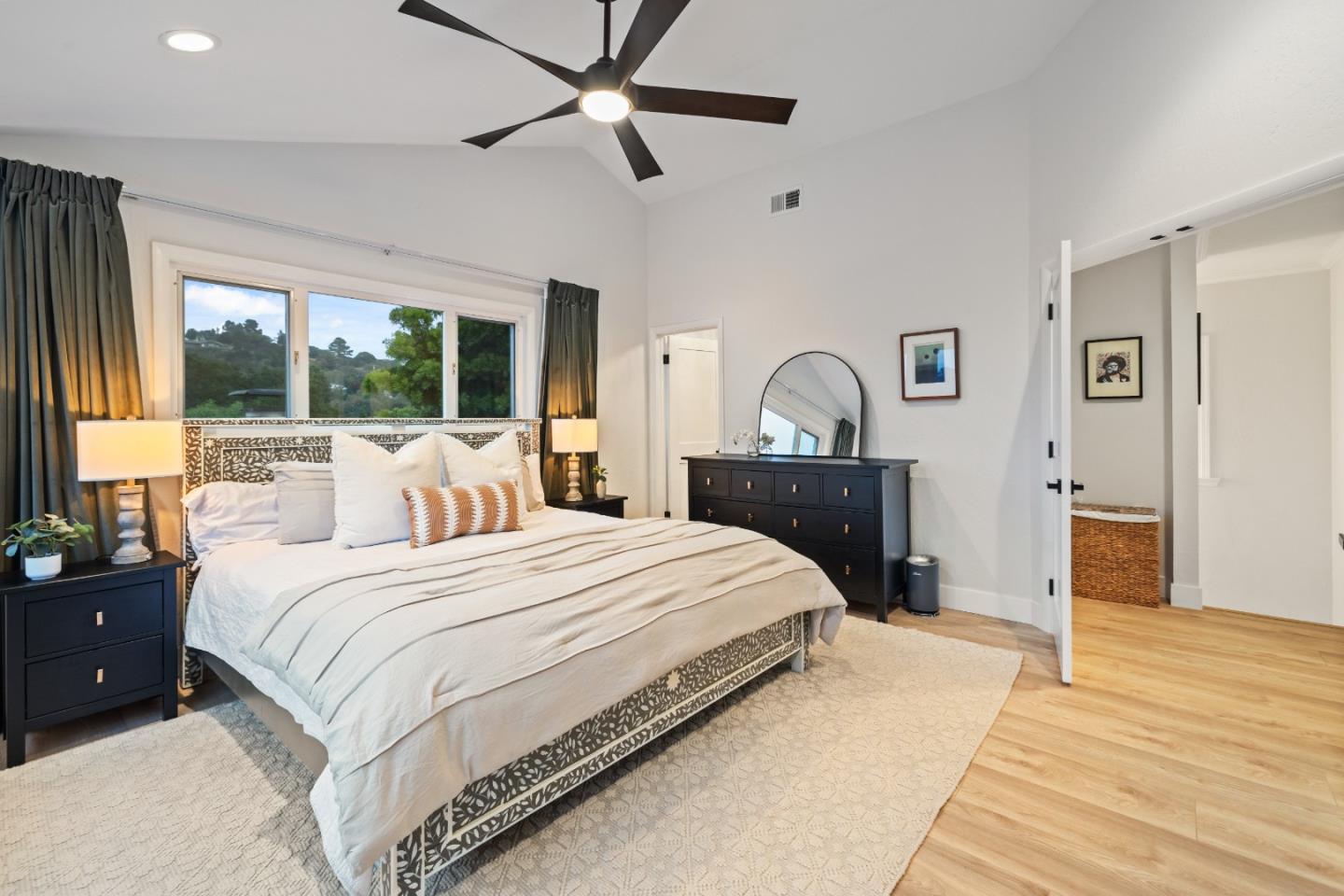 Detail Gallery Image 23 of 117 For 17920 Berta Canyon Rd, Salinas,  CA 93907 - 3 Beds | 2/1 Baths