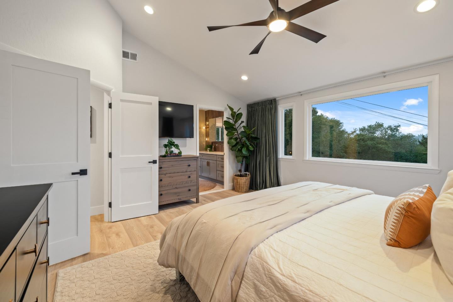 Detail Gallery Image 27 of 117 For 17920 Berta Canyon Rd, Salinas,  CA 93907 - 3 Beds | 2/1 Baths