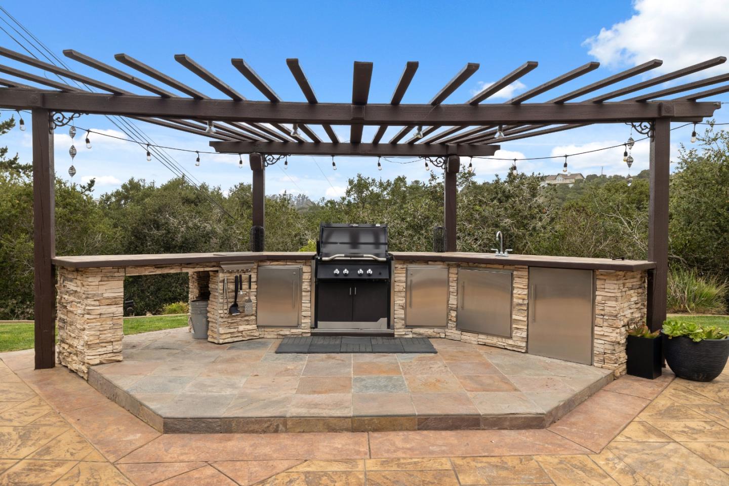 Detail Gallery Image 44 of 117 For 17920 Berta Canyon Rd, Salinas,  CA 93907 - 3 Beds | 2/1 Baths