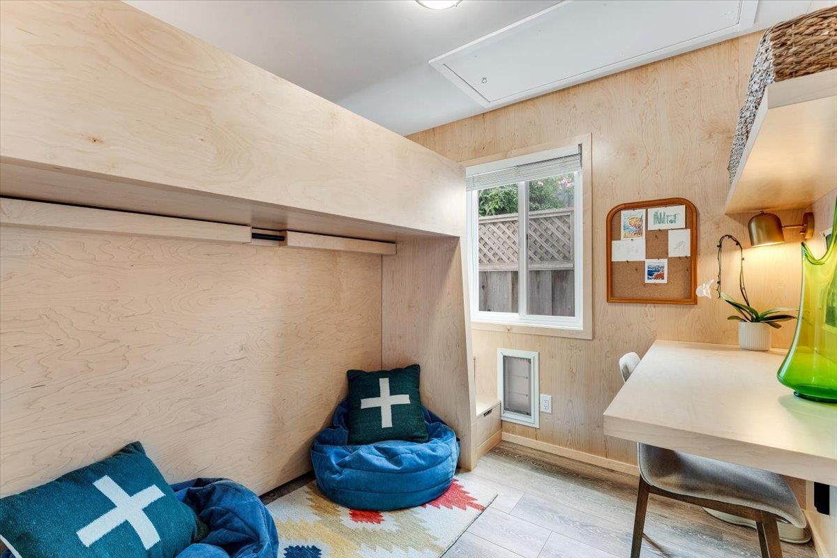 Detail Gallery Image 19 of 51 For 4310 Nova Dr, Santa Cruz,  CA 95062 - 4 Beds | 2 Baths