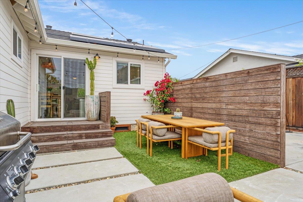 Detail Gallery Image 36 of 51 For 4310 Nova Dr, Santa Cruz,  CA 95062 - 4 Beds | 2 Baths