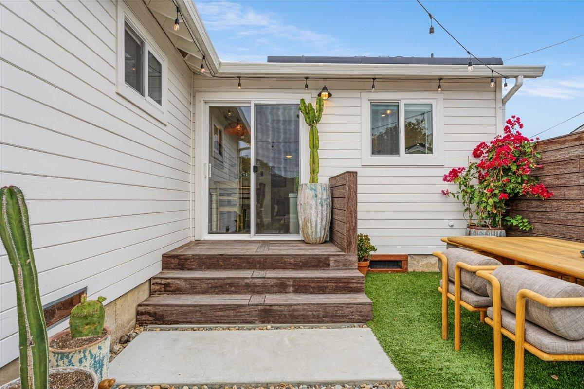 Detail Gallery Image 37 of 51 For 4310 Nova Dr, Santa Cruz,  CA 95062 - 4 Beds | 2 Baths