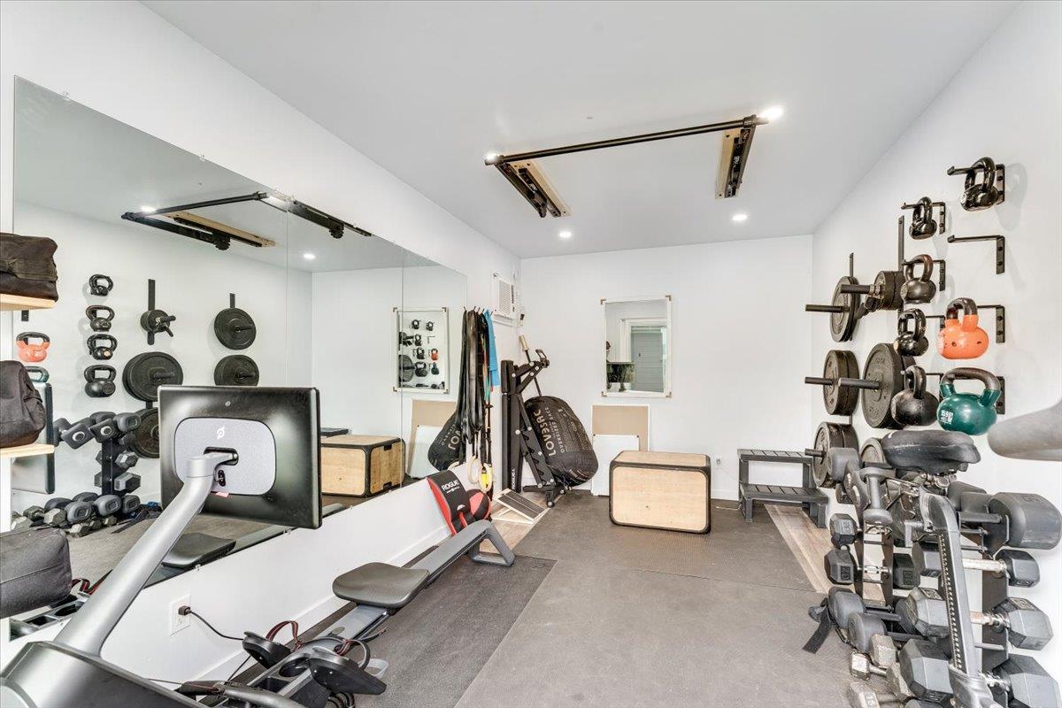 Detail Gallery Image 38 of 51 For 4310 Nova Dr, Santa Cruz,  CA 95062 - 4 Beds | 2 Baths