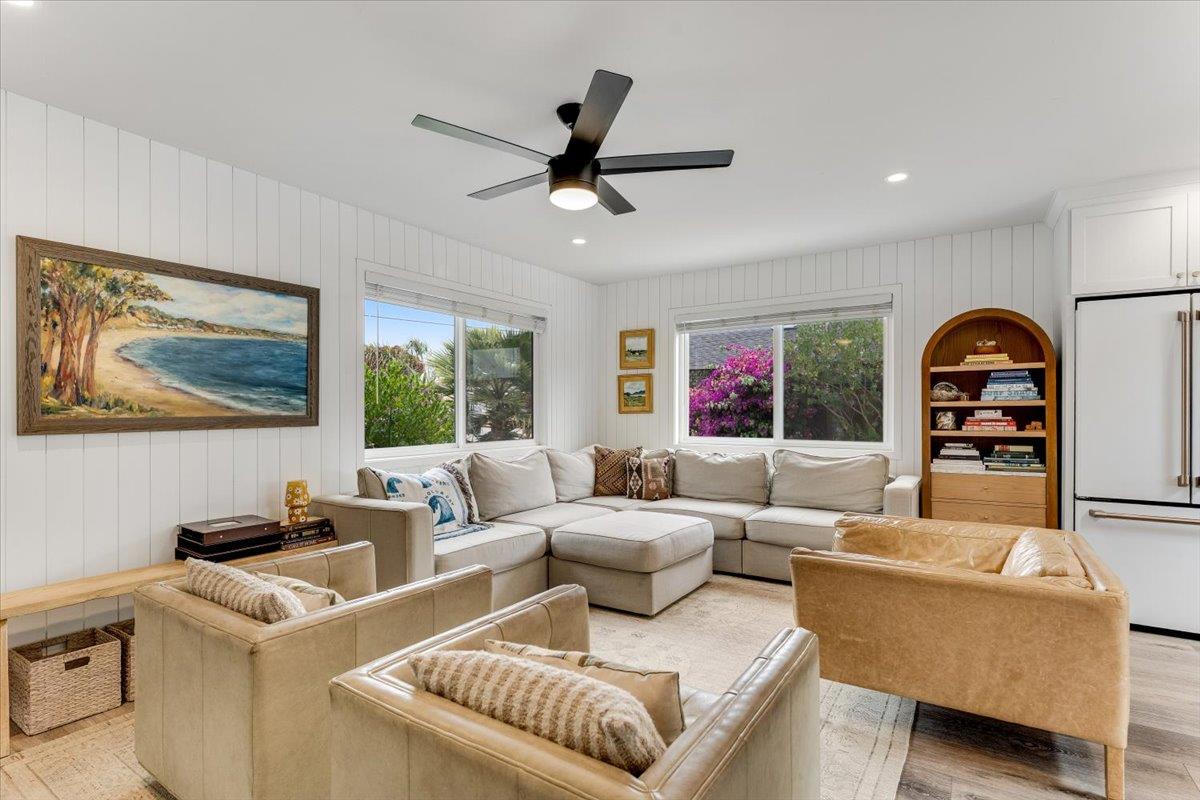 Detail Gallery Image 7 of 51 For 4310 Nova Dr, Santa Cruz,  CA 95062 - 4 Beds | 2 Baths