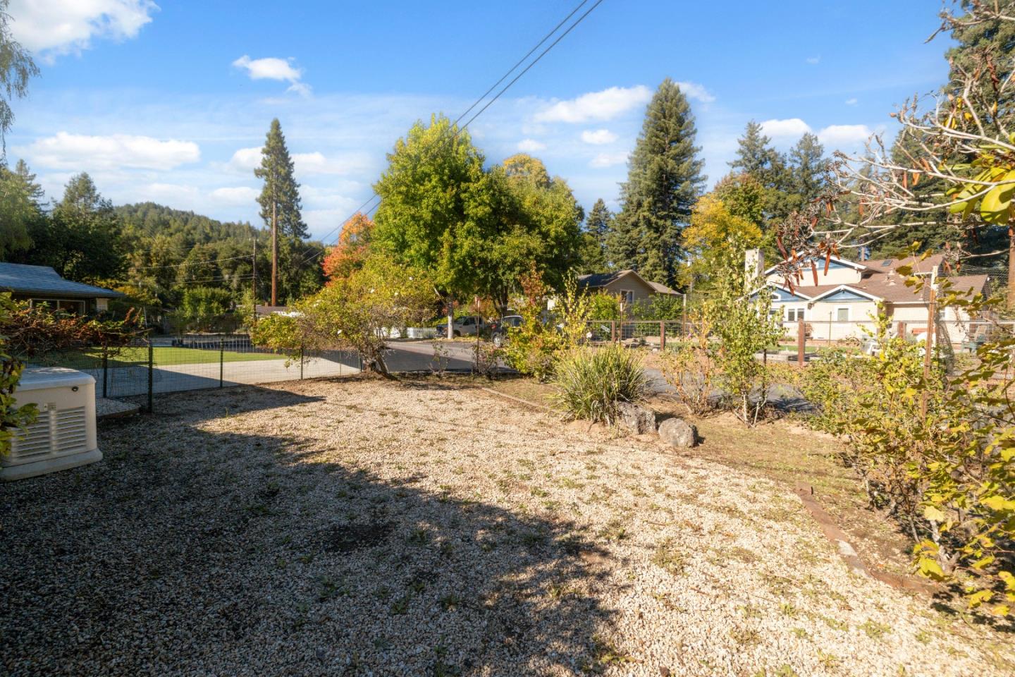 Detail Gallery Image 37 of 86 For 180 Sunnycroft Rd, Ben Lomond,  CA 95005 - 3 Beds | 2/1 Baths