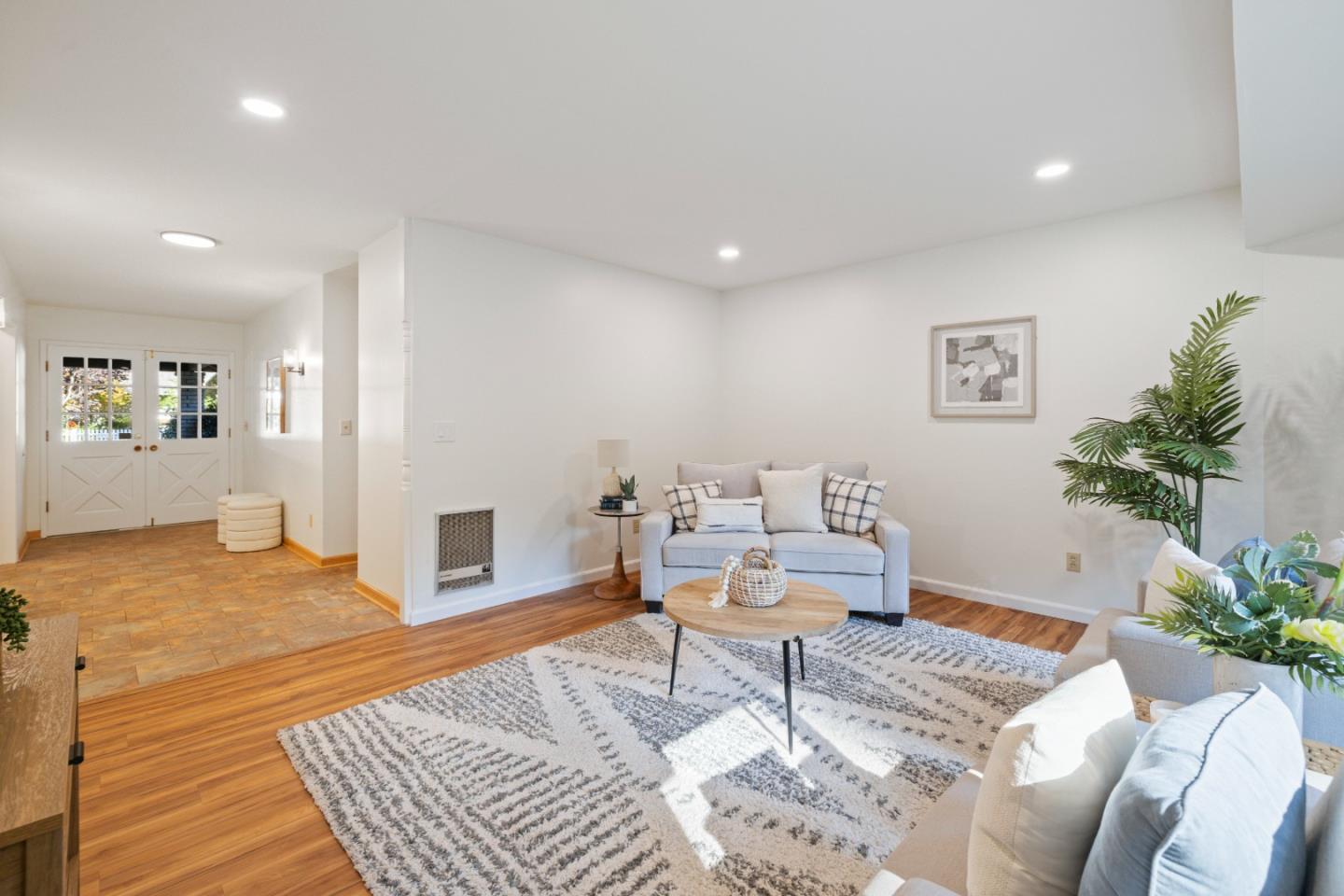 Detail Gallery Image 4 of 86 For 180 Sunnycroft Rd, Ben Lomond,  CA 95005 - 3 Beds | 2/1 Baths